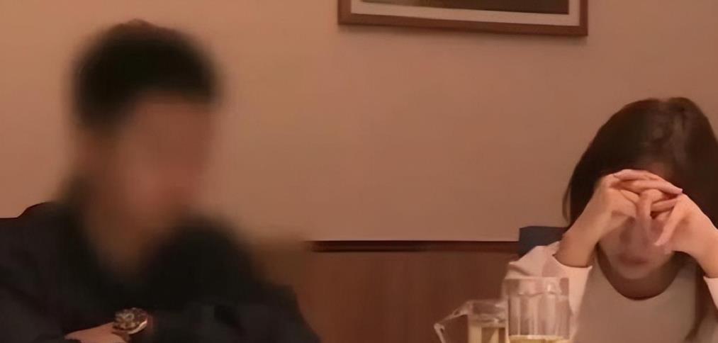 23岁空姐带同事回婚房过夜被现场捉奸!未婚夫花费百万被绿又被骗