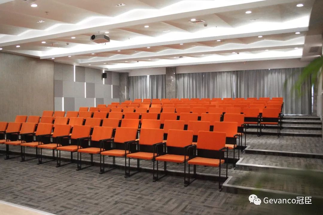 冠臣办公家具档次,冠臣办公椅质量怎么样