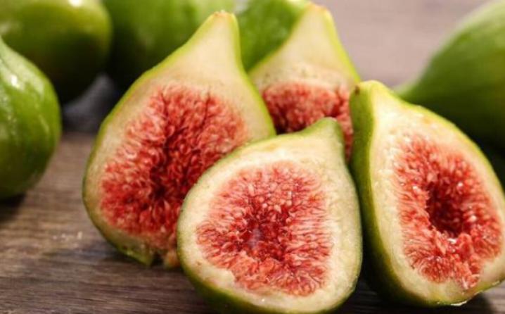 黄体酮不足有哪些症状？6种食物或自带“黄体酮”，常吃显年轻