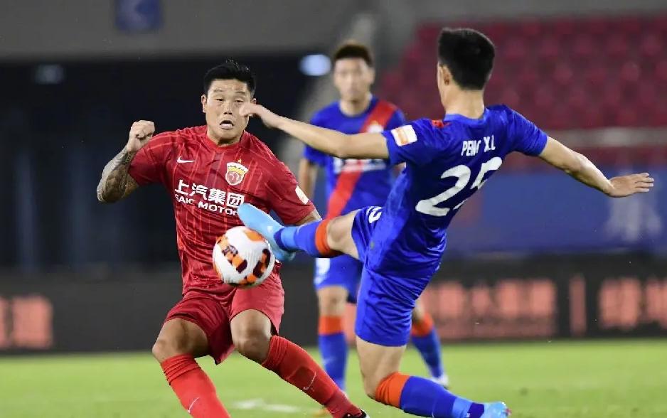 少林足球开场被胖子嘲笑,少林足球被打