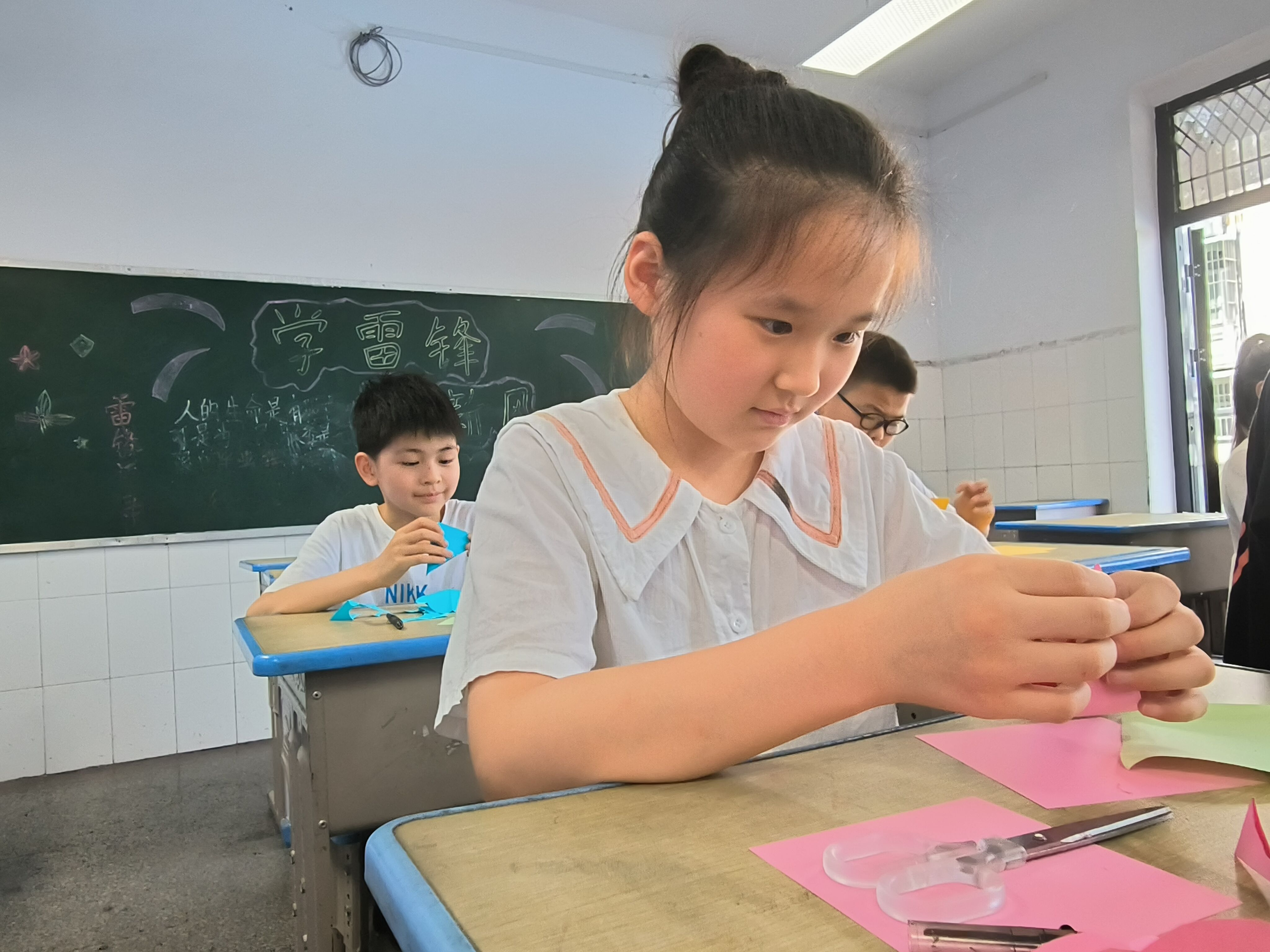 湖北学子三下乡支教总结,湖北学子三下乡爱心支教传递希望