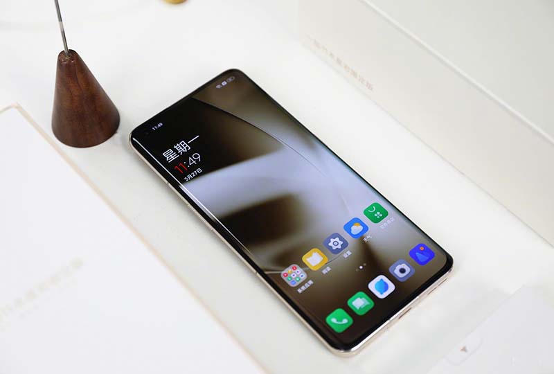 性价比最高的旗舰芯片手机,目前最强芯片手机哪个值得入手