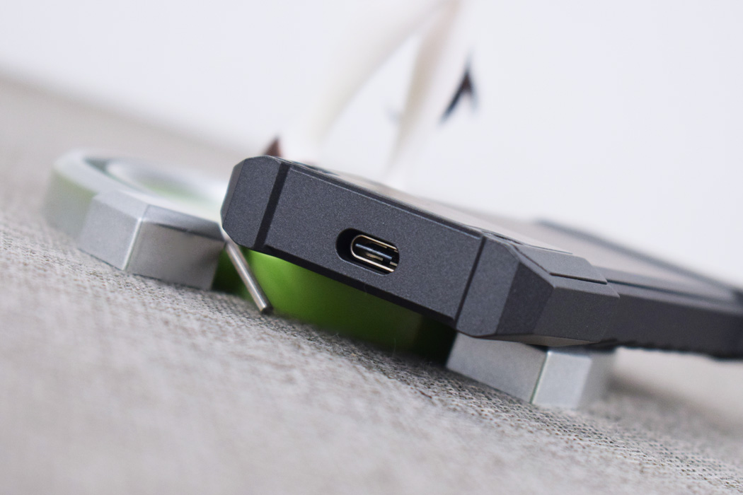 华硕tuf硬盘盒散热怎么样,华硕tuf铠甲固态硬盘盒