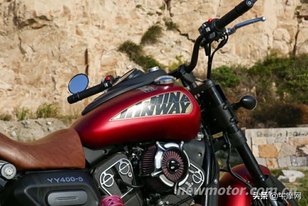 庄威400这款车怎么样,庄威400普通版与豪华版的区别