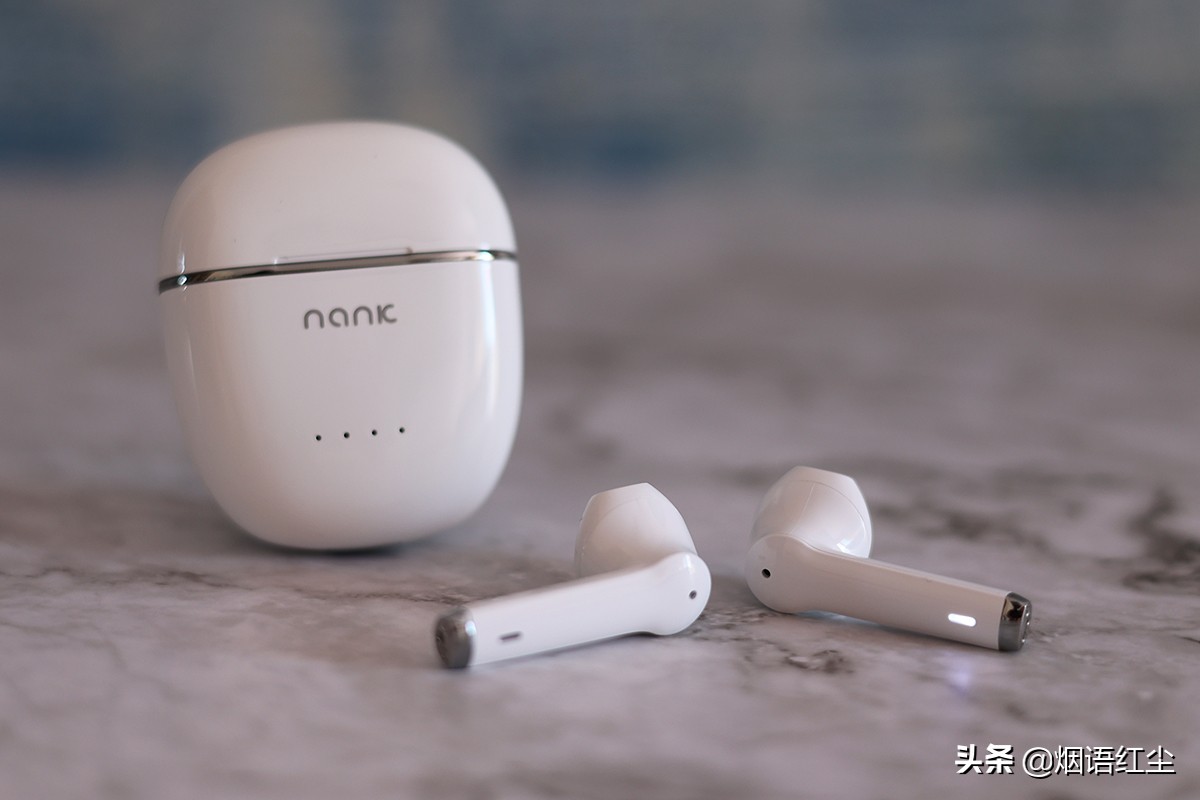 耳机无缝切换,两个耳机如何同时连接一部手机