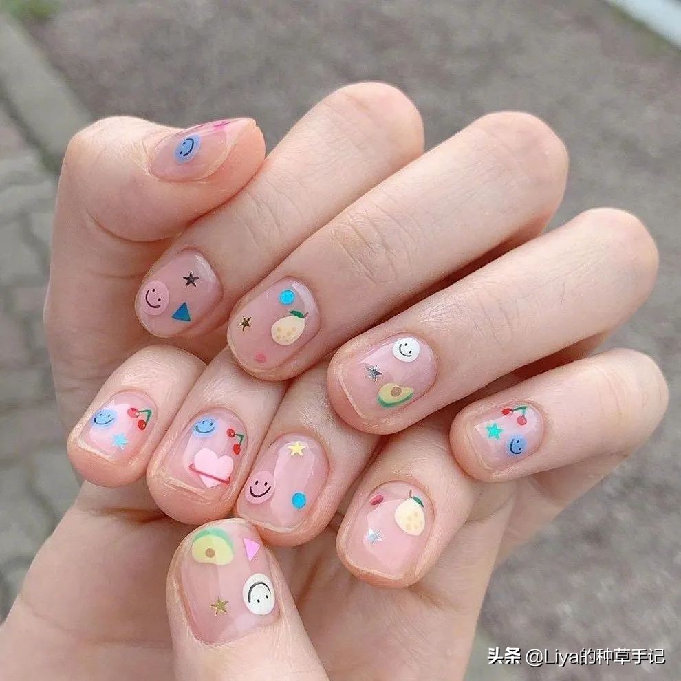 超显白超好看的美甲图片,虎年美甲2022新年美甲显白长款