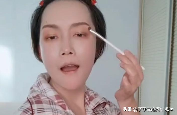 bobo最洋气真实长相,bobo变脸化妆术