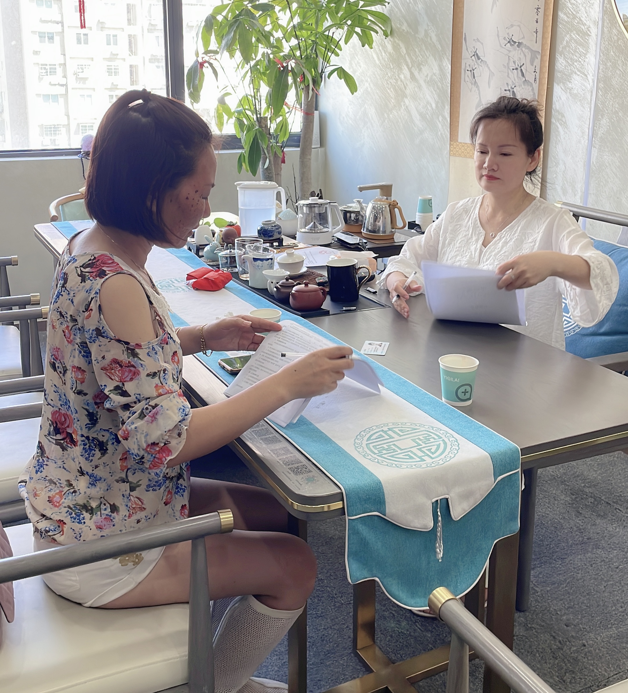 伊启莱身边的故事：翔安加盟商邬女士