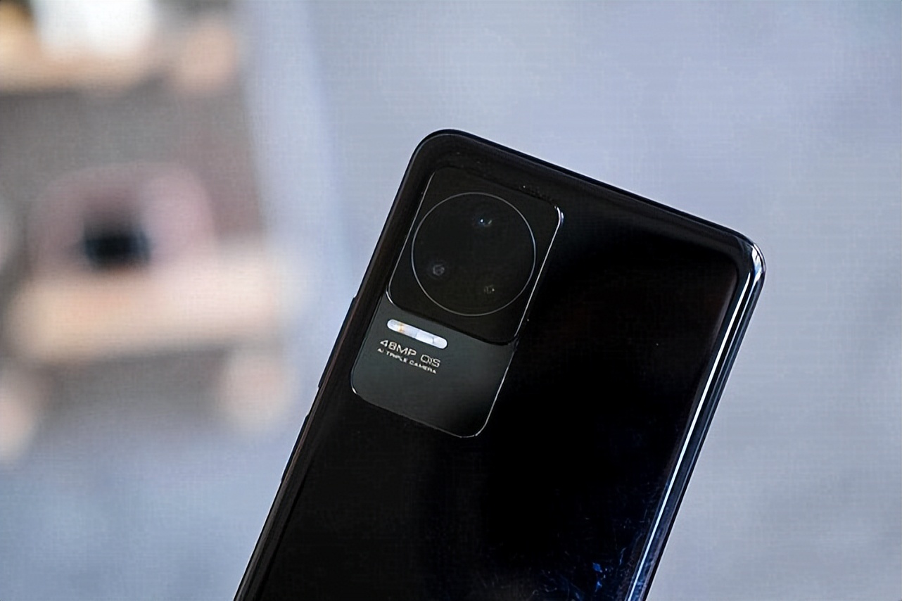 最新的手机性价比高的有哪些,最新款的手机性价比比较高的