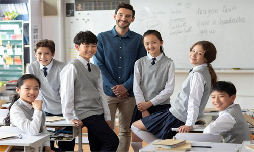 初一的孩子叛逆期如何教育,怎么教育初一叛逆期的孩子