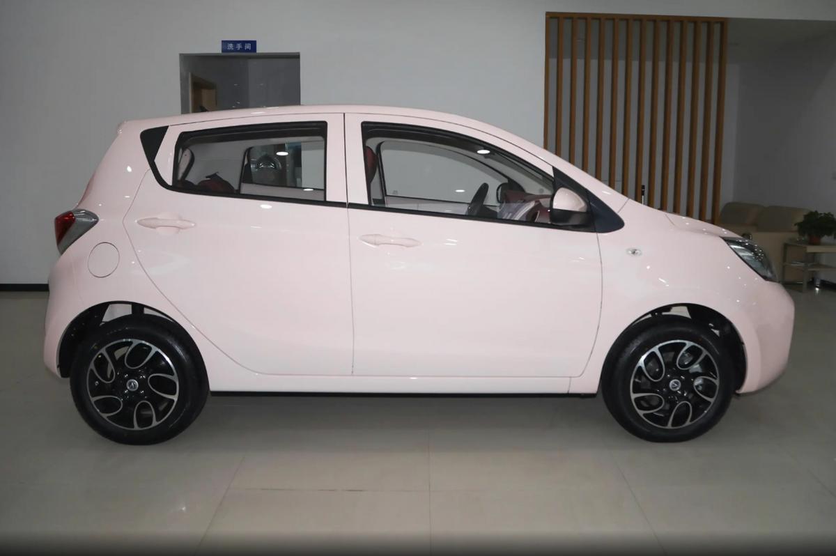 长安奔奔新能源e-star最新测评,体验奔奔护航