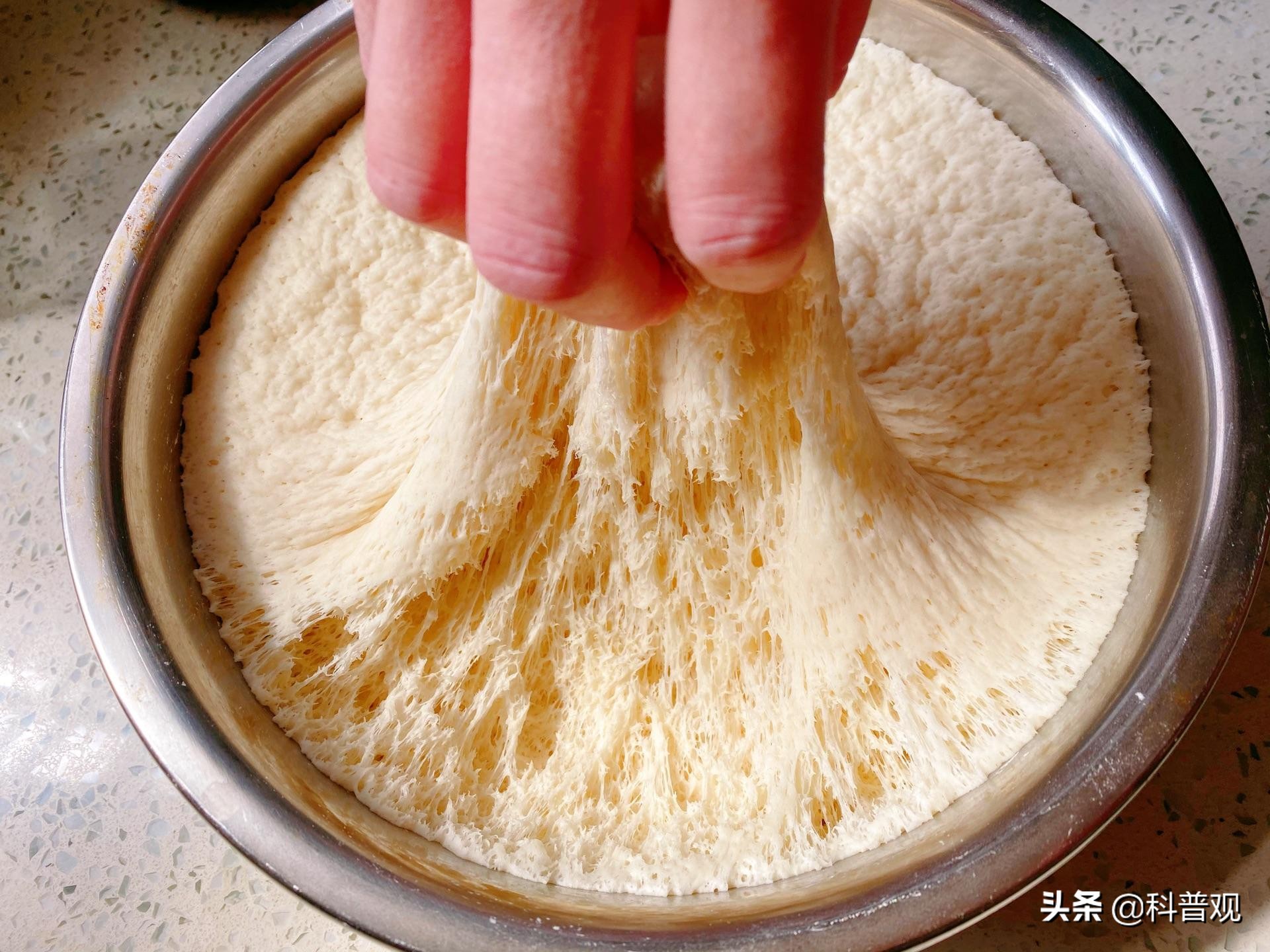 警惕市面上又大又软的铝包子,卖铝包子的后果