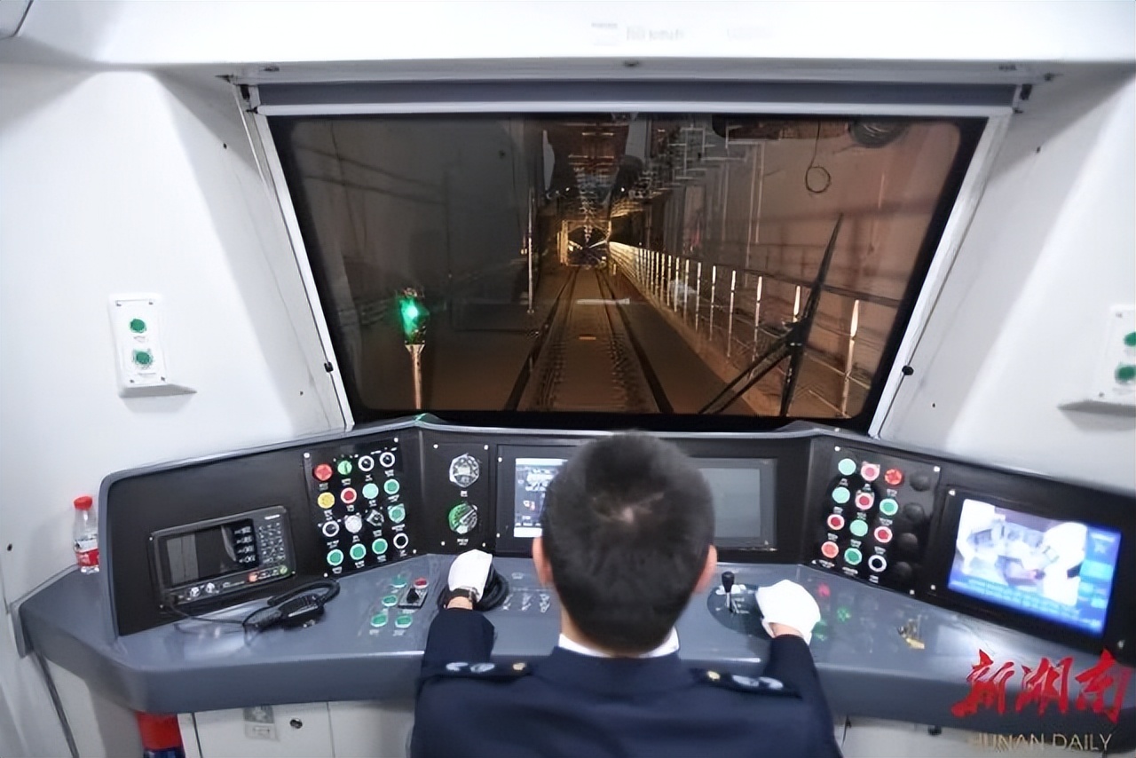 湘潭地铁几号线通长沙地铁西站,长沙与湘潭株洲远期地铁对接