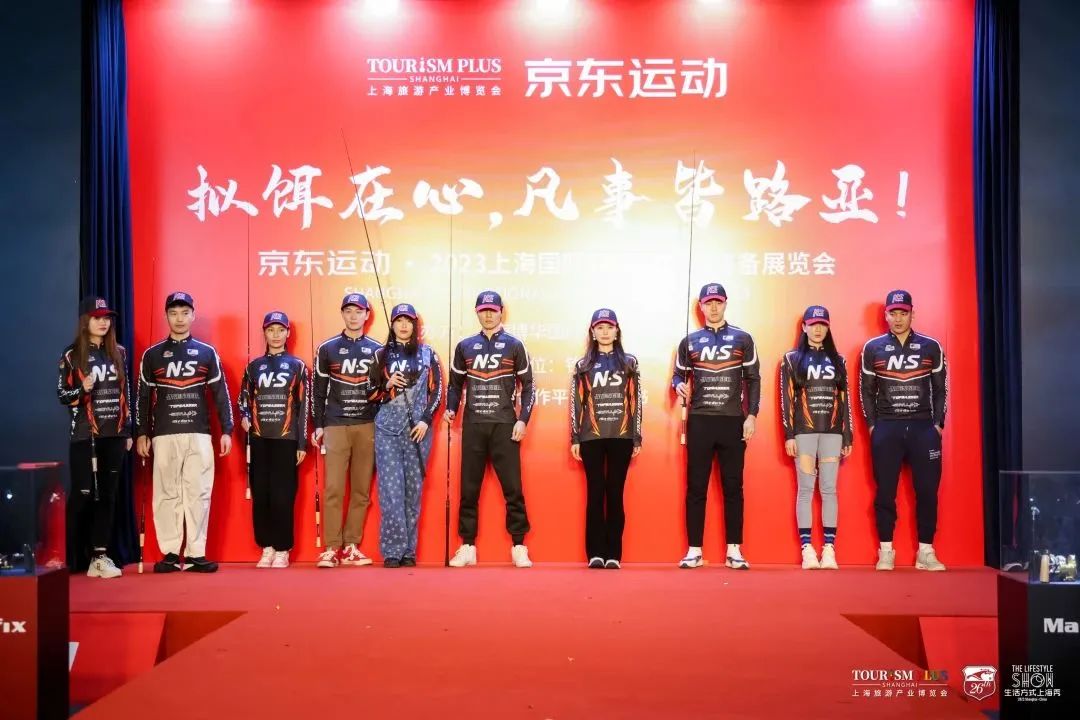 春暖三月踏青,春暖时节万物复苏