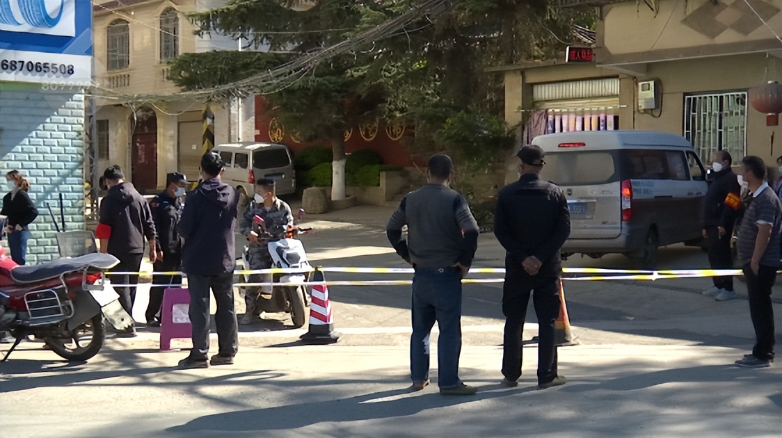 记者实地探访生活物资保障,记者实地探访封控区物资配送