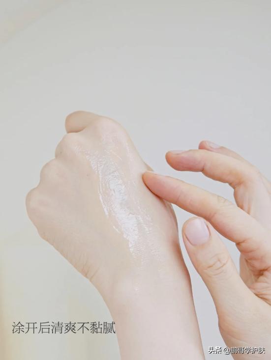 雅顿粉胶抗老精华液,雅顿粉胶和红宝石精华哪个抗老好