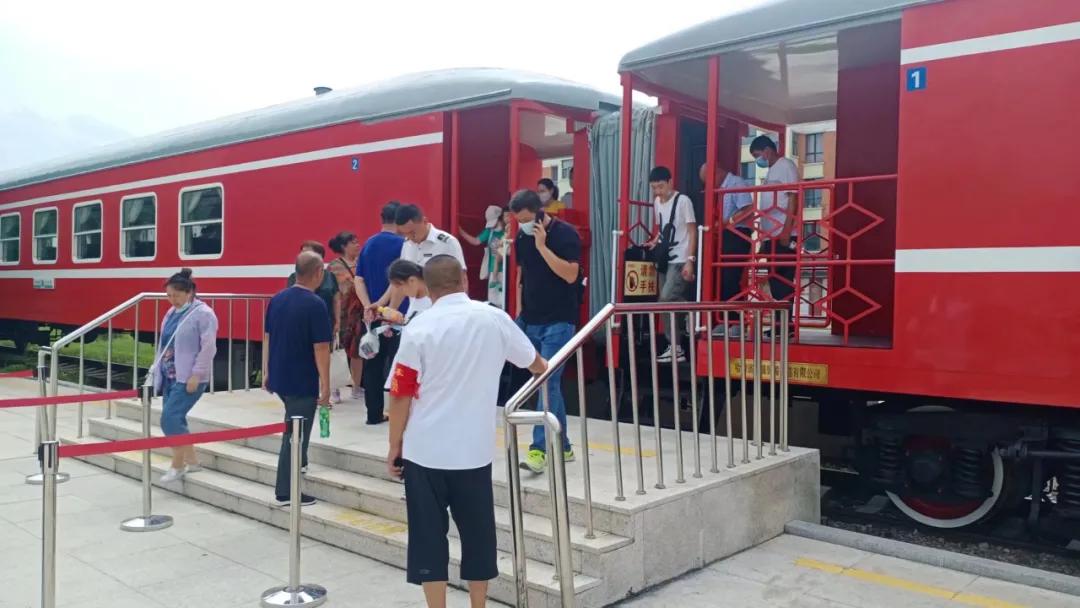#2021年城事#「在伊春」旅游小火车开了