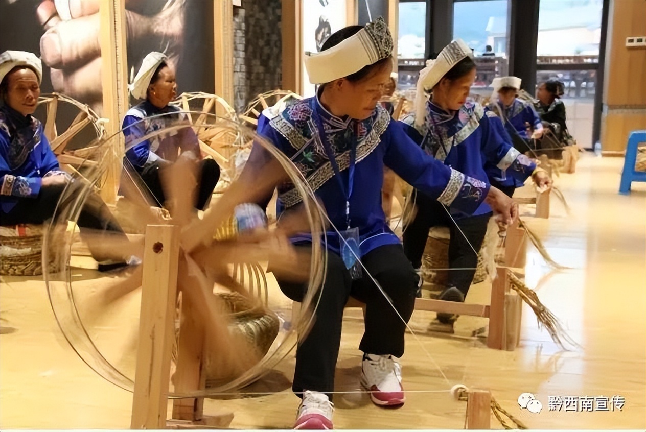 黔西南州布依族和苗族穿戴区别,兴义旅游布依族传统服饰