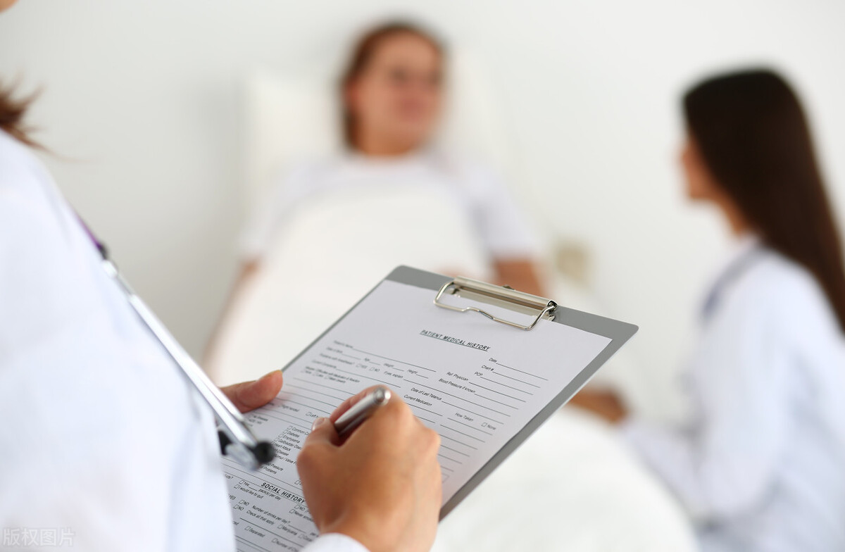 春季皮肤干燥脱皮是什么原因,冬季皮肤干燥起皮泛红刺痛怎么办