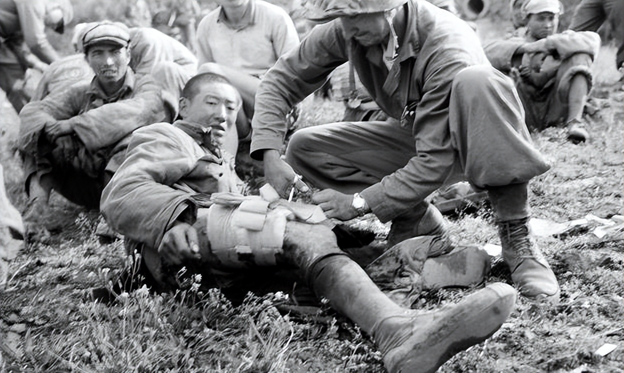 1951年奸商卖假药给志愿军，致1万多名战士身亡，主席：下追杀令