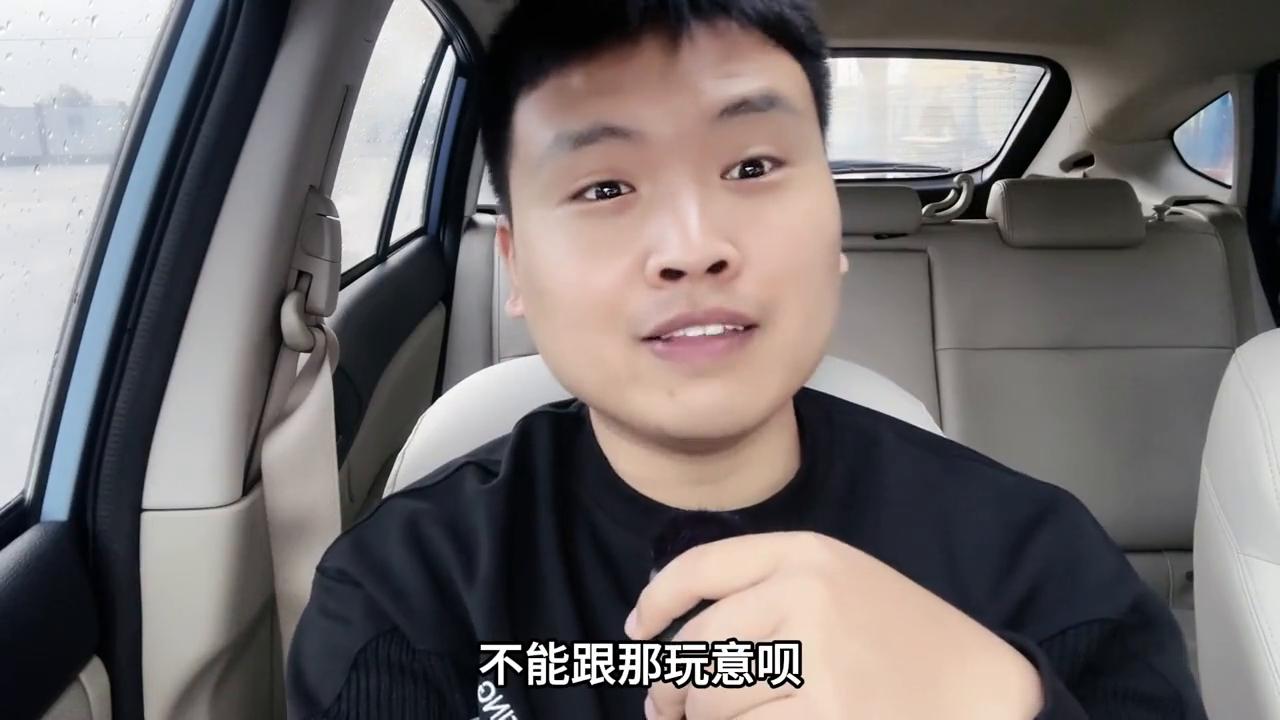 丰田汉兰达7座精英版落地价,丰田汉兰达2.7发动机