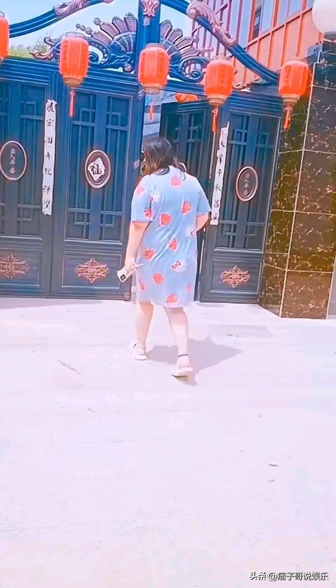 大衣哥儿子和媳妇儿的最新消息,大衣哥儿子小伟订婚了吗