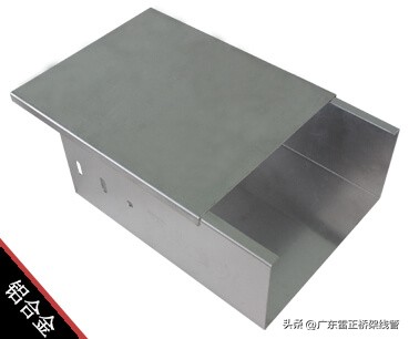 防火线槽和镀锌线槽的区别,铝合金线槽与镀锌线槽