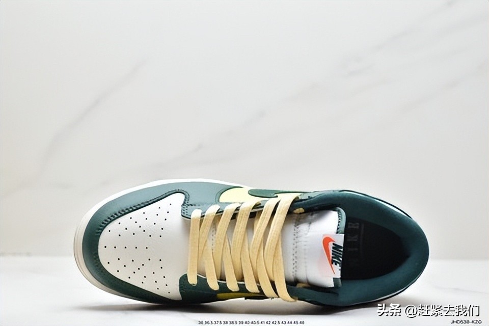 sblowdunk低帮板鞋细节,巴西配色sbdunk