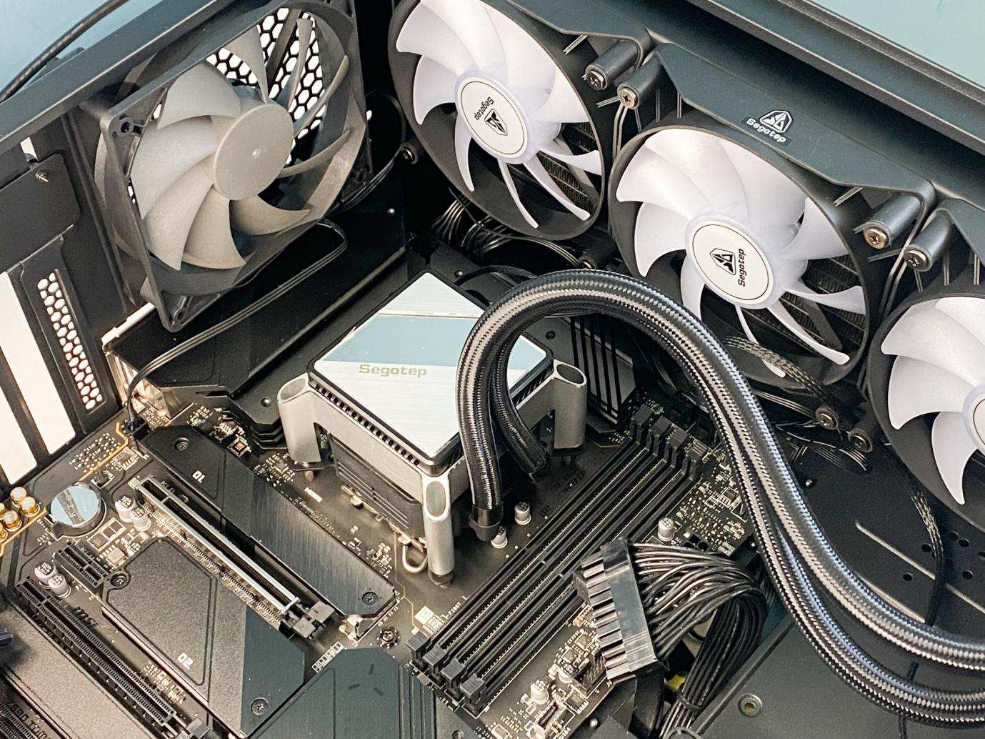 英特尔12代处理器比11代强吗,英特尔12代值得入手吗