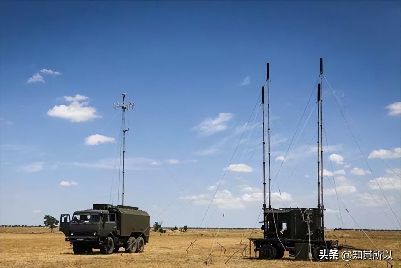 俄军T-80BVM坦克加装电子战干扰机,俄乌冲突中的电子战分析