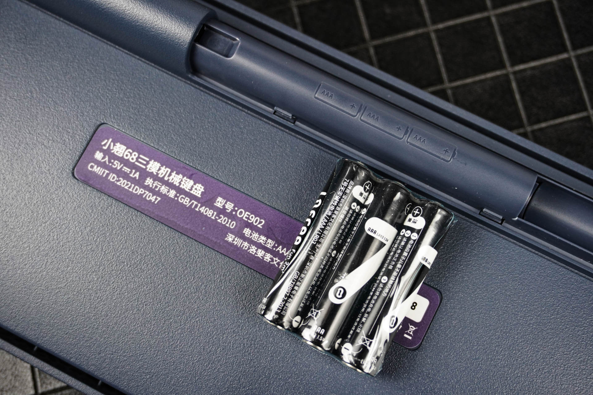 洛斐小翘能发光吗,洛斐小翘手感怎么样