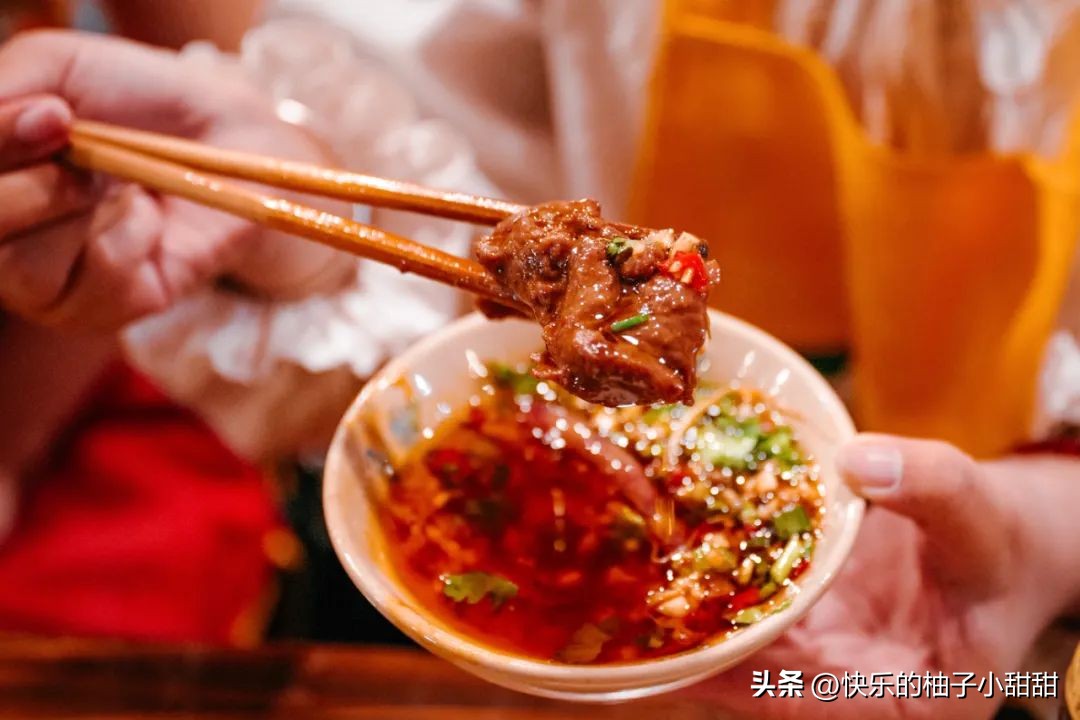 讲道理！吃过这几家馆子才算来到了成都！