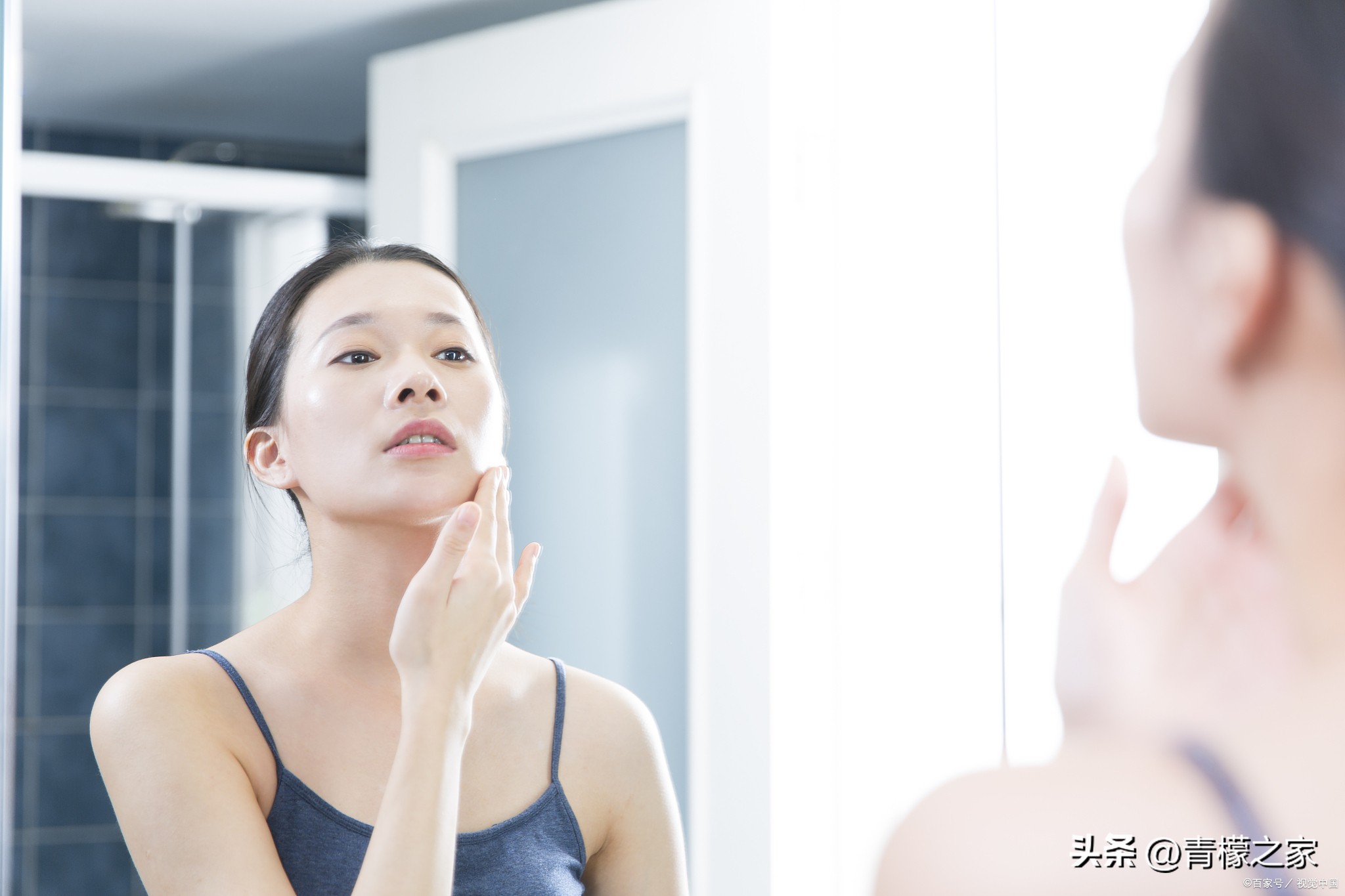 镜子中的自己和照片中的自己,别人眼中的你和镜子中的你一样