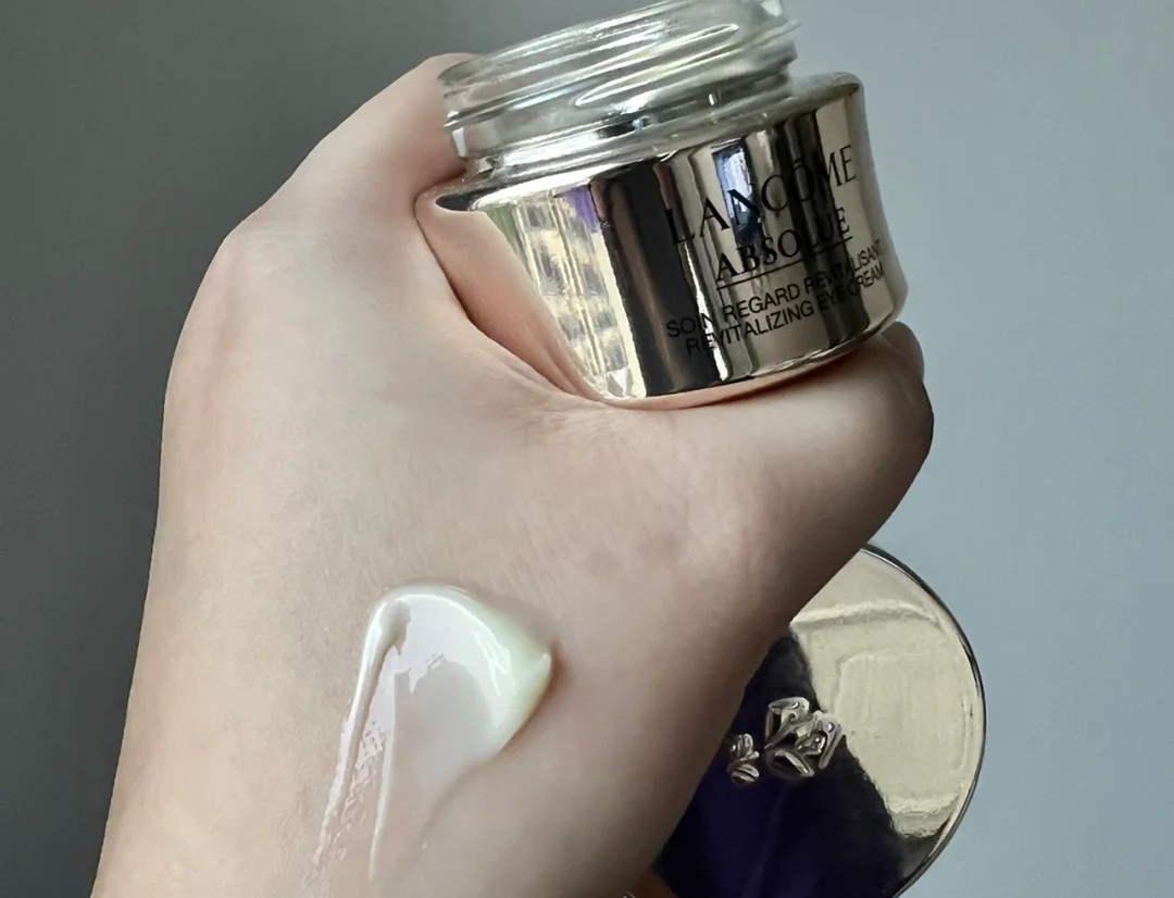 这些眼霜滋润补水抗老,四种国货好眼霜