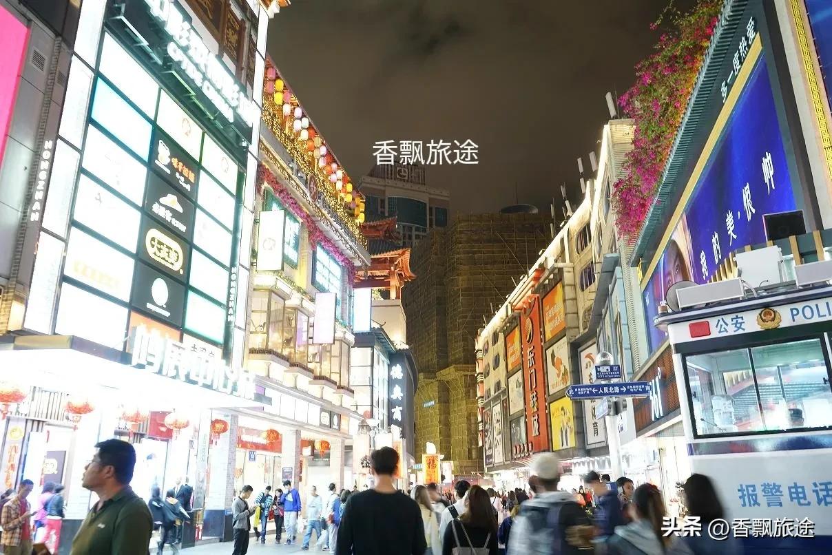 深圳东门步行街风景,深圳东门步行街