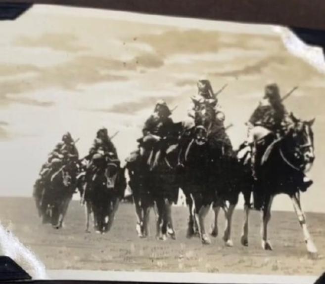 *京大南***杀屠**彩照后续典当老板称不会给日本政府外网网友的评论亮了