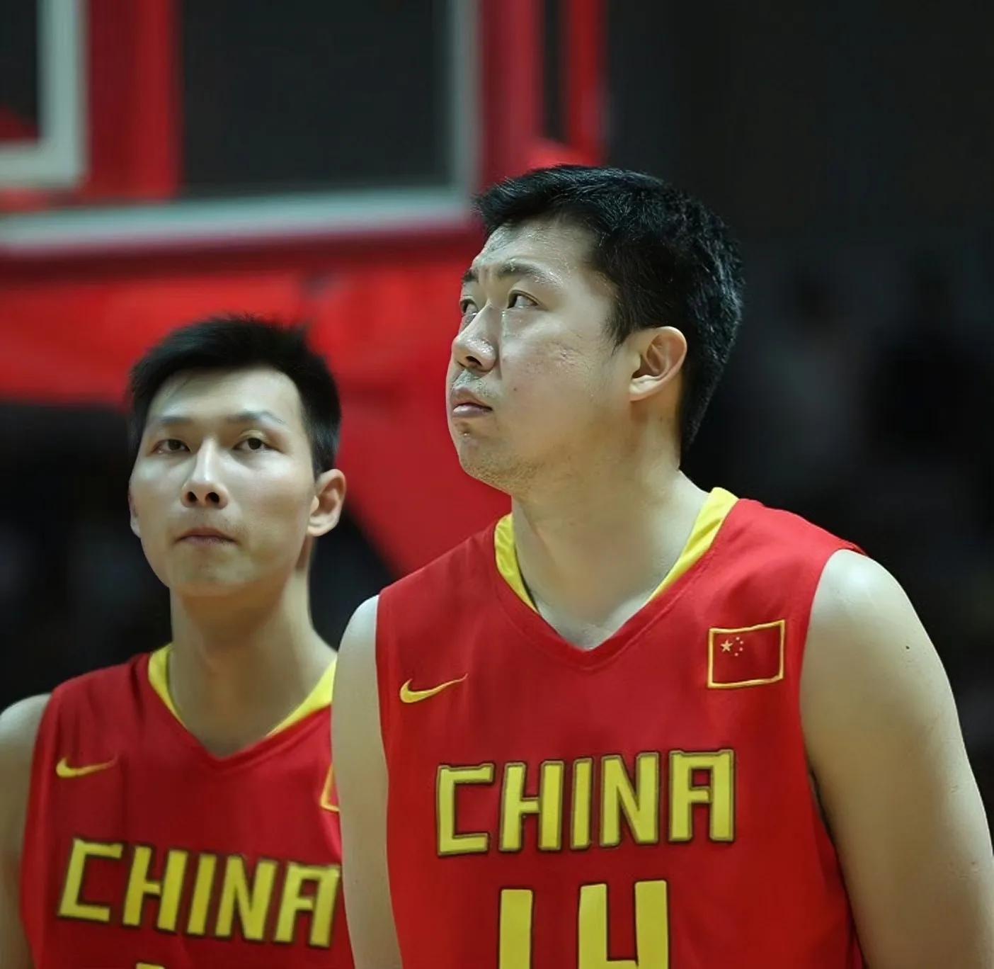 姚明时期联盟前三中锋,姚明各大中锋