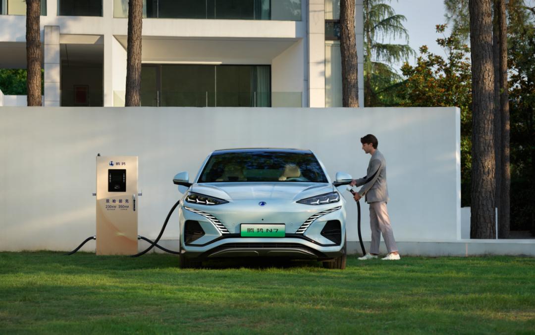 30.18万元起！全球首款智能豪华猎跑SUV腾势N7震撼上市