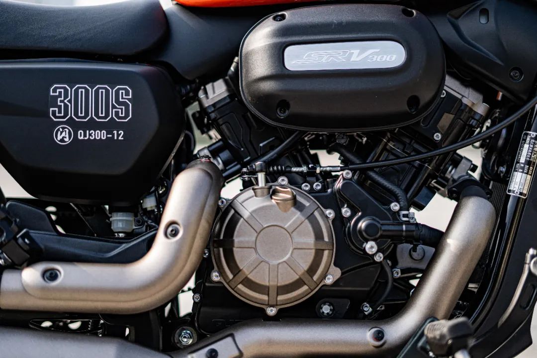 qj新闪300s测评,qjmotor300s测评