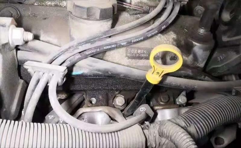 12款经典gl8车身翻新,怪兽修车老车翻新