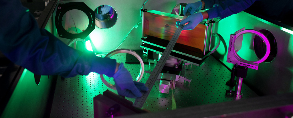 地球上最强的激光有多大功率,美国科学家制造最强激光