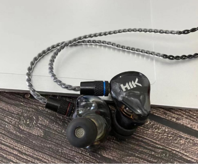 苹果有线耳机有杂音滋滋怎么办,有线耳机有滋滋声怎么解决