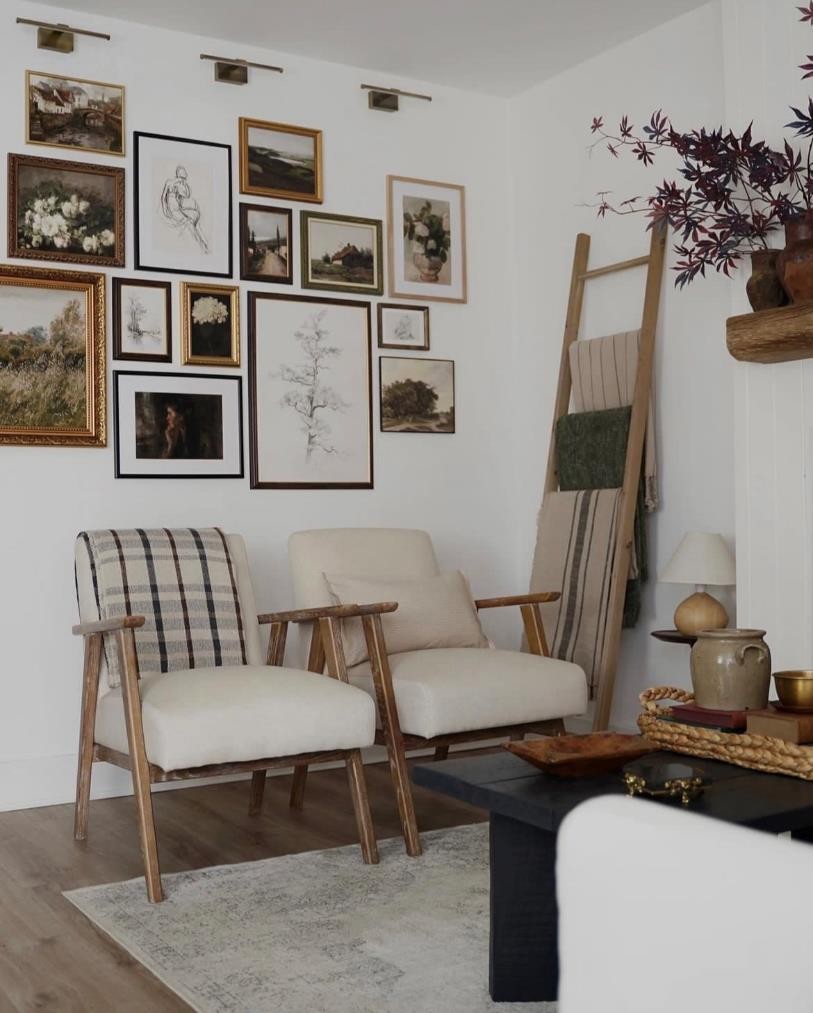 高级感原木风客厅设计,英国女子装修新房