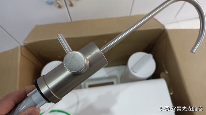 小米净水器h800怎么不排污水了,小米净水器h800g安装视频