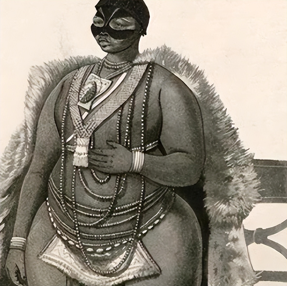 非洲女孩巴特曼因有巨臀,一生被赤身裸体展览,死后还被做成标本