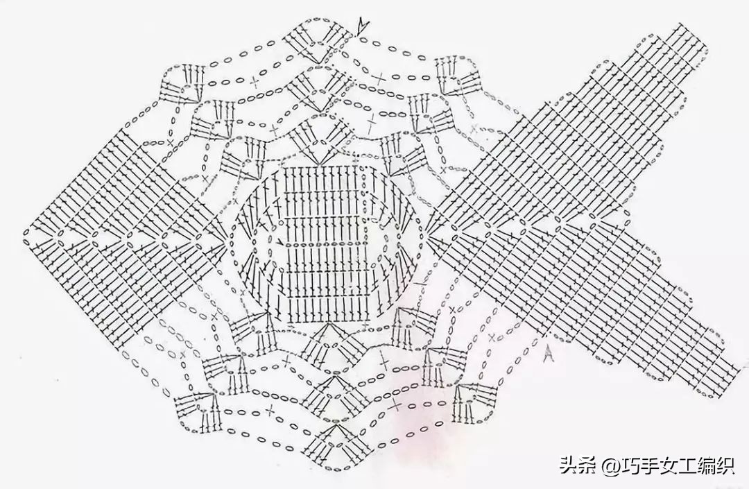 她只用零线就把鱼钩出了百变的花样，还超实用，真是太聪明了！