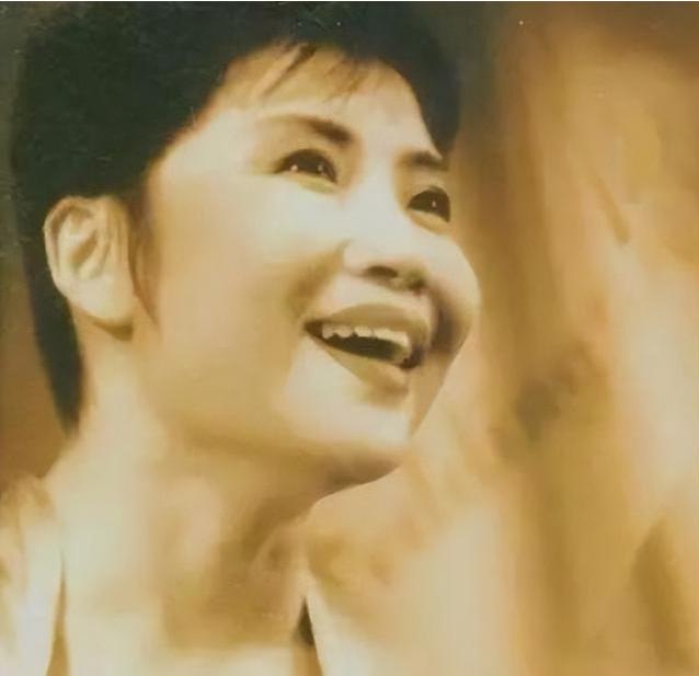 出家的李娜今年多少岁,李娜出家前的心酸