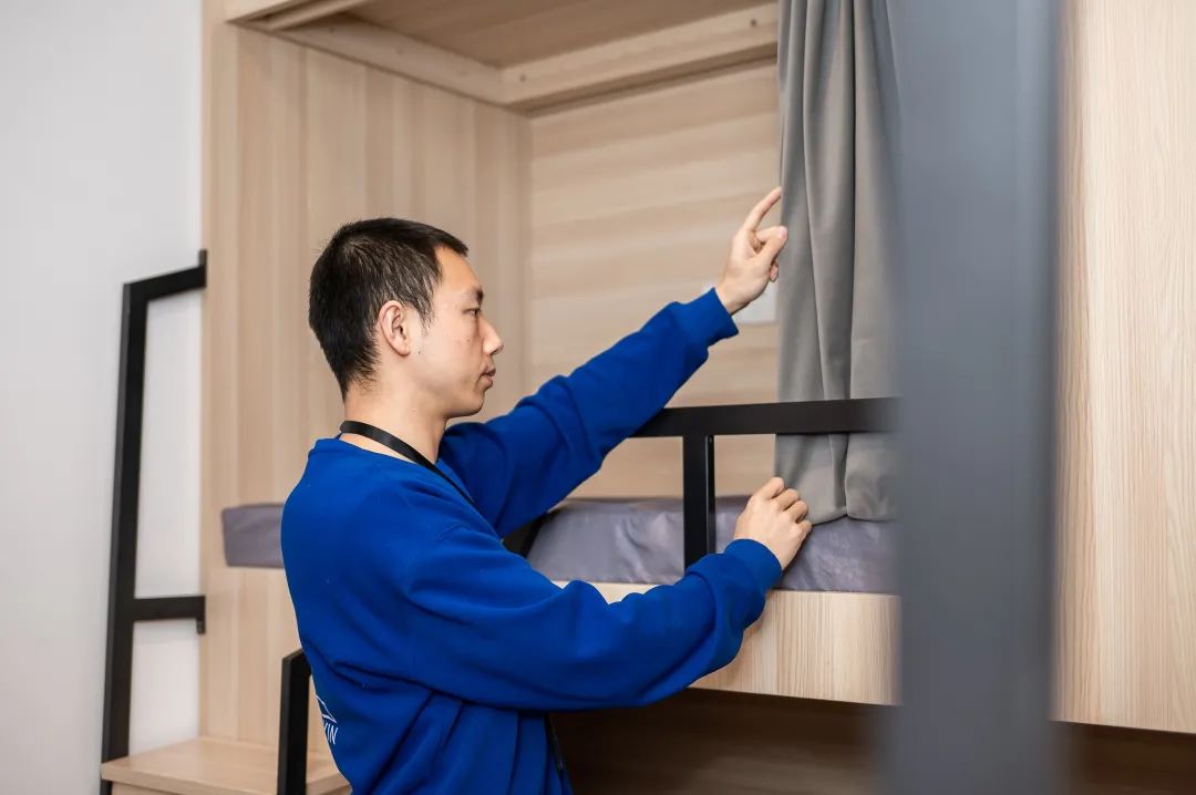 南京东路这家大隐于市设计师酒店,沉浸体验一个前所未有的空间