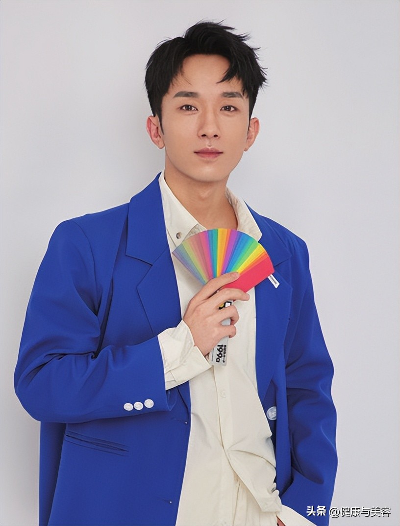 选择适合自己肤质的护肤品很重要,怎么样选择适合自己肤质的护肤品