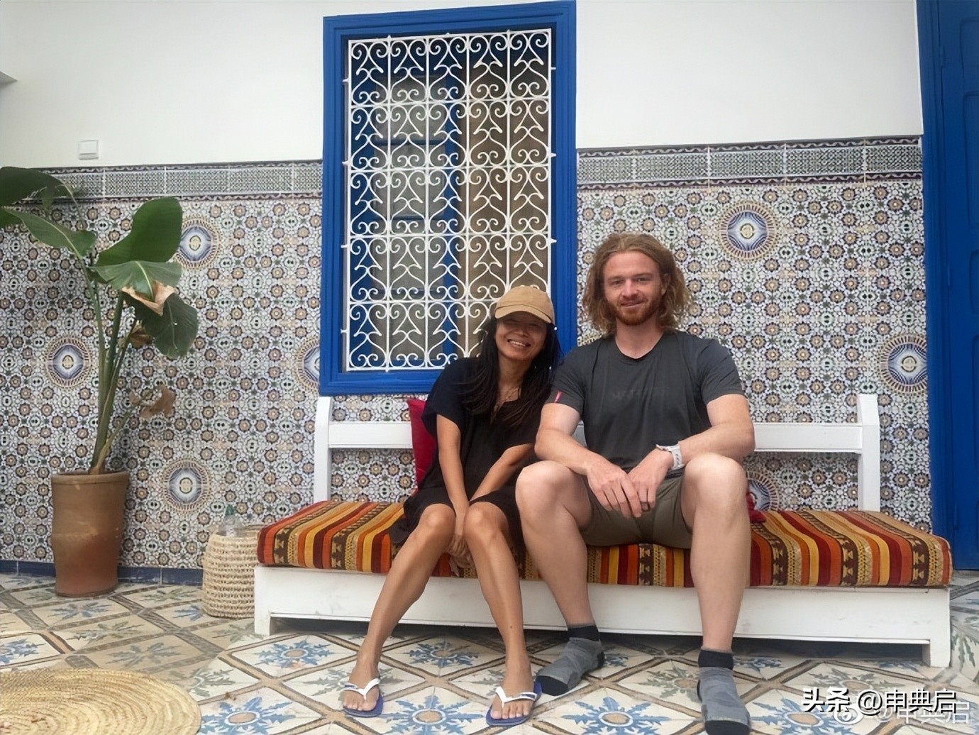 连英语都不会的广东女孩,在摩洛哥抄底买房开青旅的经历